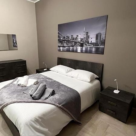 Apartamento Casa Di Paola 2 Asti Exterior foto